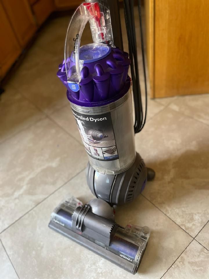The Dyson Ball Animal 2 pet vacuum cleaner head drives deep into carpet fibers to capture dust, animal hair and ground-in dirt. PRICE FIRM
