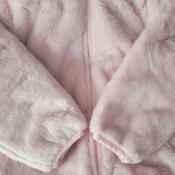 Girls TODDLERS  COAT FAUX FUR   Size 3T AVAILABLE  PINK