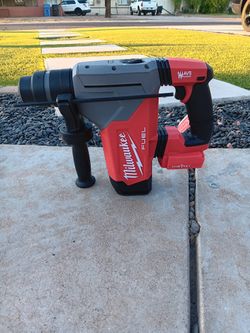 SDS ROTARY HAMMER DRILL MILWAUKEE TOOL ONLY 