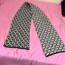 MK SCARF 
