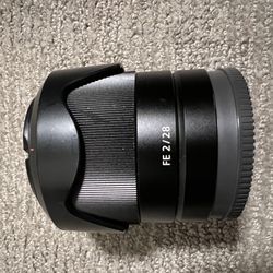 Sony 28mm f/2.0 lens