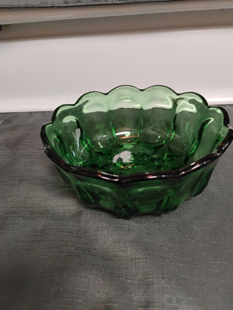 1970's VINTAGE ANCHOR HOCKING DISH