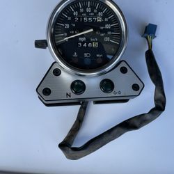 04 Suzuki Marauder Cluster