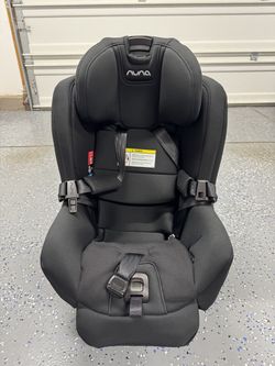 Nuna Rava Car Seat