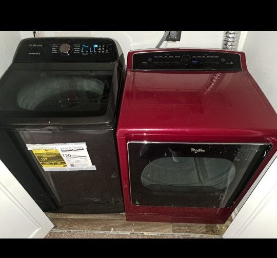 Dryer Whirlpool & Washer Samsung Combo
