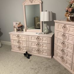 Bedroom Suite, Bassett, Pink