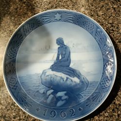 1962 Royal Copenhagen Plate 