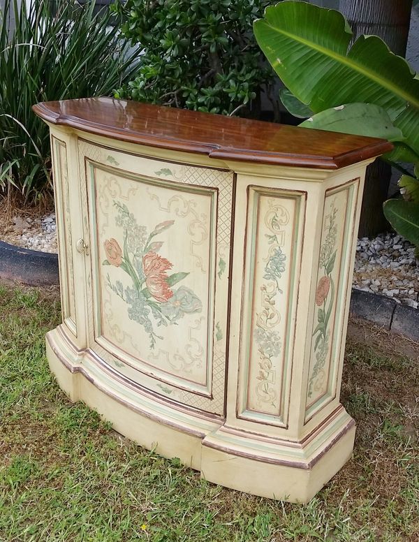 Drexel Heritage Entryway Hall Console Cabinet For Sale In Monterey