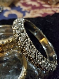 Beautiful Indian Color Full Bangles Cash Or Zelle Only