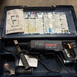 Bosch Bulldog SDS-Plus Rotary Hammer Drill – w/ Case & Accessories