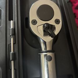 Performance Tool M204 3/4" Drive Torque Wrench Torque