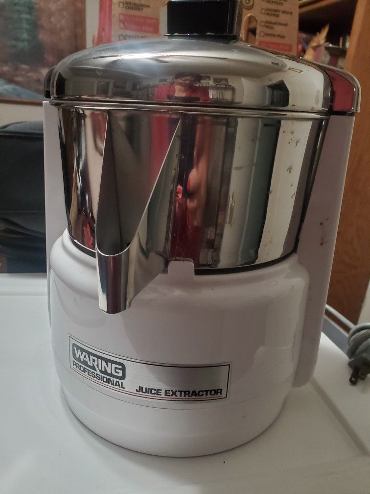 Acme Professional Juice Extractor 6W 69347