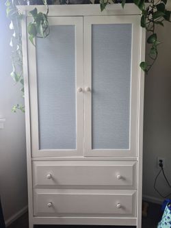 Armoire