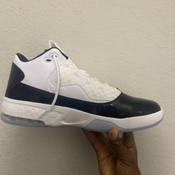 Jordan Max Aura 2