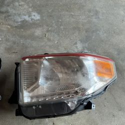 Tundra Headlights