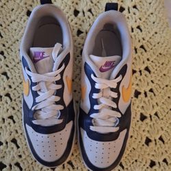 Nike Court Borough Low Recraft shoes, 7 Womens