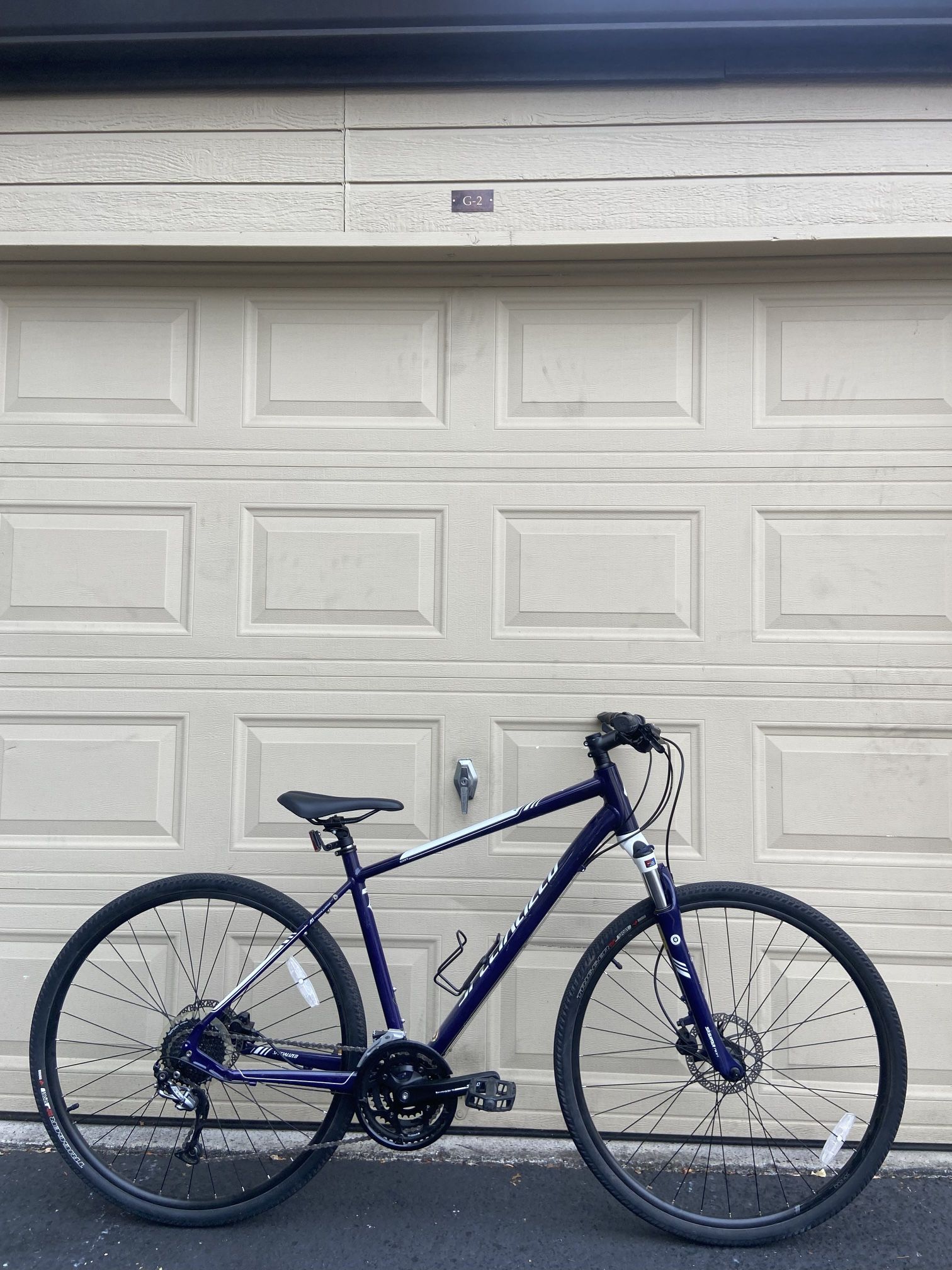 Specialized Ariel Sport Disc – Women’s Hybrid Bike – Large Frame – 700c Wheels – Bicycle 