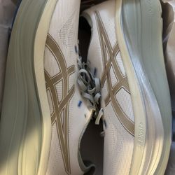 Mens Asics Gel Nimbus 28 Cream Pepper Sz 12