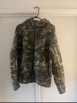 Nike Camo Tech