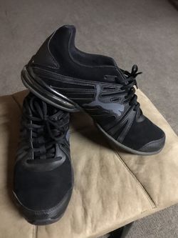 Tennis for Men’s brand Puma size 10.5