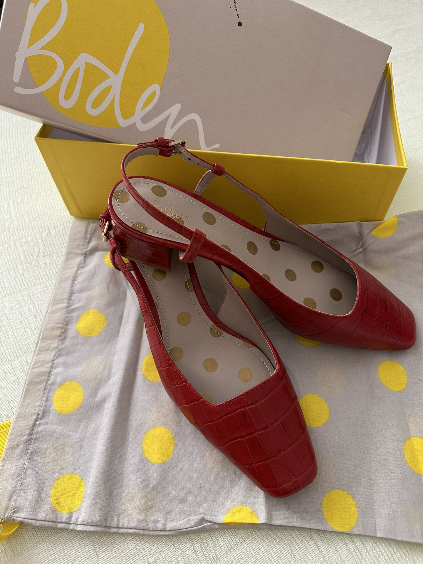 Borden Red Shoes