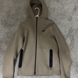 Men’s Nike Tech Jacket