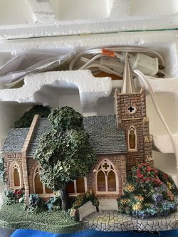 Hawthorn Village Thomas Kinkade Windermer Church 
