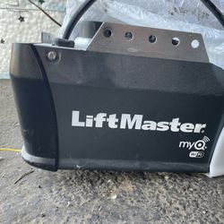 Lift master Garage Door Opener MyQ Technology 
