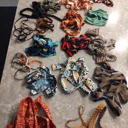 Bag of cloth belts from different outfits. (19) Can be used for crafts or hair ties 