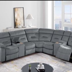 Brand New Super Comfy Reclining Sectional Sofa Set 