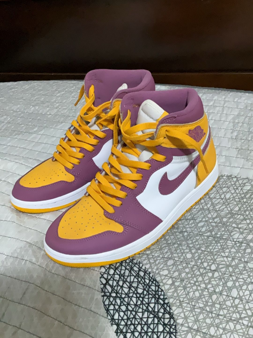 Air Jordan 1 Retro High OG Brotherhood 2022 Sneakers Size 9