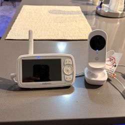 Motorola Baby Monitor 