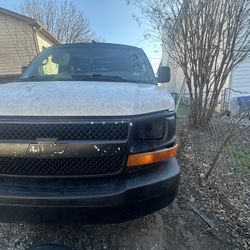 2006 Chevrolet Express Van 