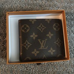 LV Wallet 