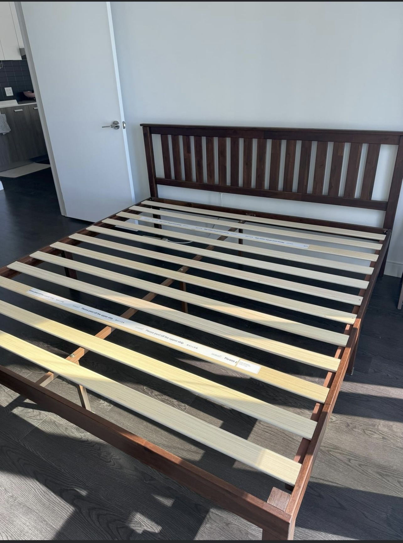 King Wooden Platform Bed Frame (Expresso)