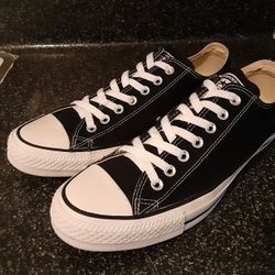 Converse Mens 11 Great Condition 