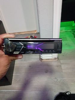 Pioneer matrix Car stereo