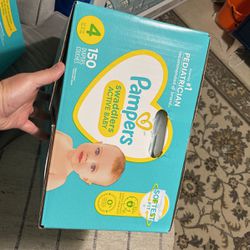 Pampers Swaddlers Size 4 100 Count 