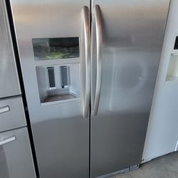 Kitchen Aid Refrigerator Counterdedph W36h69d28 Firm Price