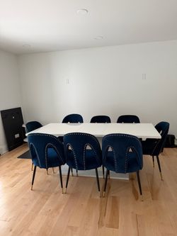 Dining table with 8 dining chairs