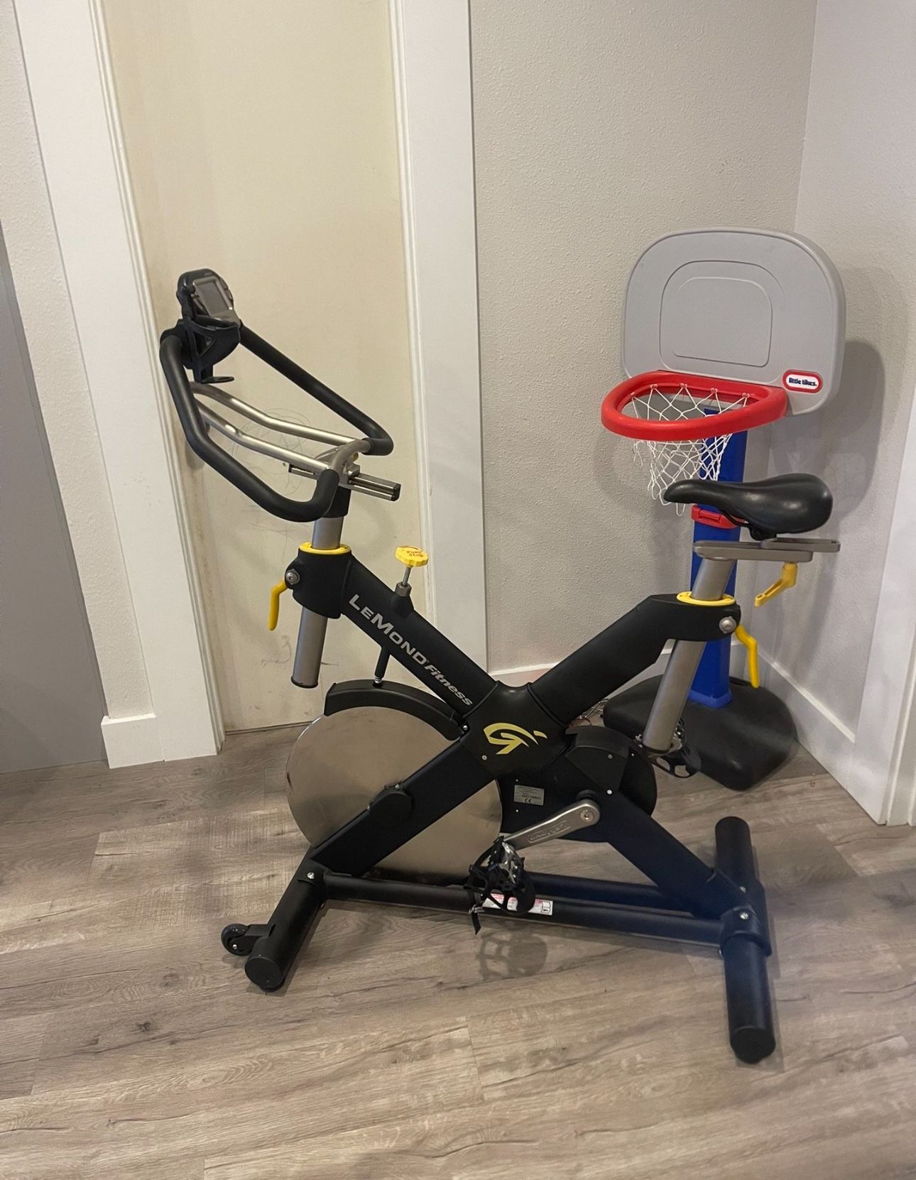 Exercise CYCLING BIKE
