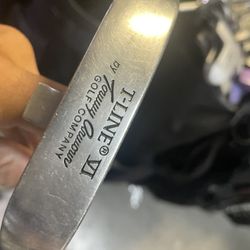 tommy Armour T line golf putter in right handed 