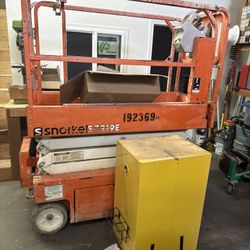 Scissor Lift