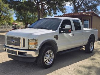 2008 F-250 Super Duty 6.4L Diesel Crew Cab 4x4- Low Miles - - Leaks Oil - Engine Runs -Clean Truck