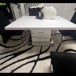 Dining Table Set