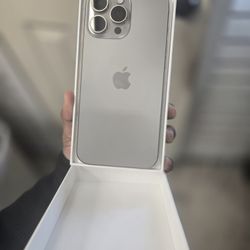 IPhone 16 Pro Max Unlocked