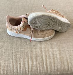 Nike Air Force 1 size 7.5