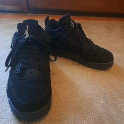 Black Cat Jordan 4s
