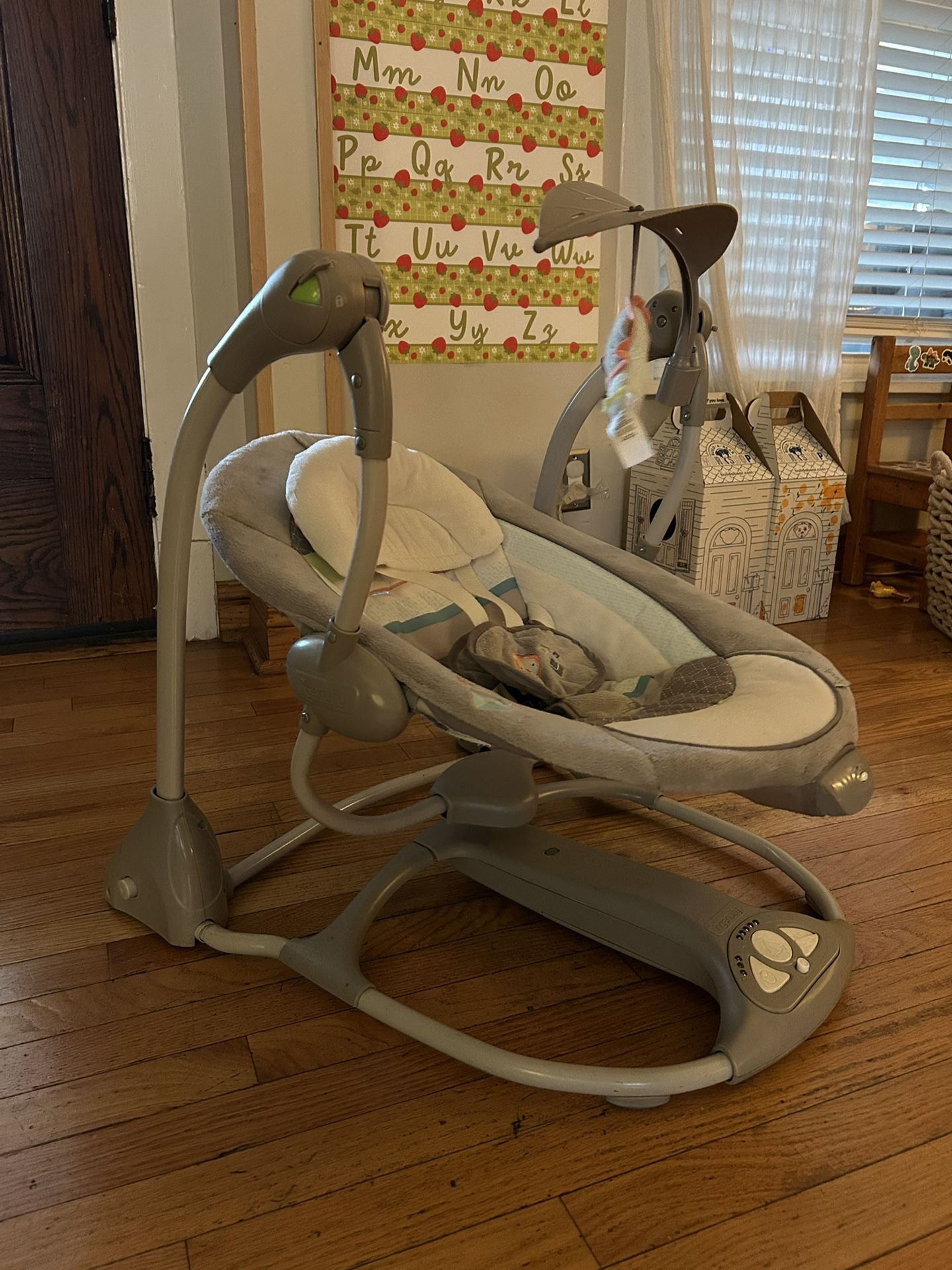 Baby Swing - Battery Powered