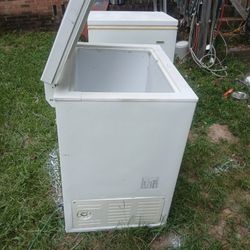 Frigidaire Heavy Duty Commercial Freezer 